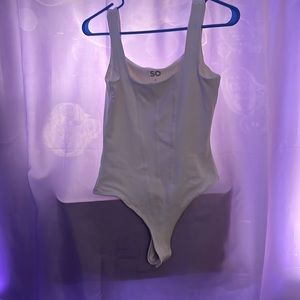 Cute white corest body suit perfect for hot girl summer